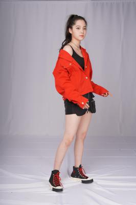 棚拍欧阳娜娜全身照