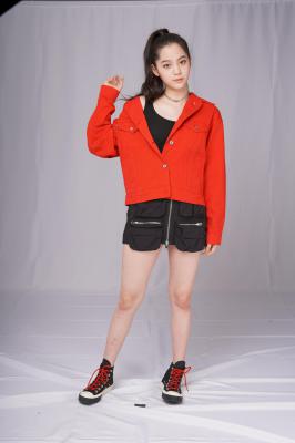 棚拍欧阳娜娜全身照