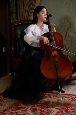 欧阳娜娜的大提琴