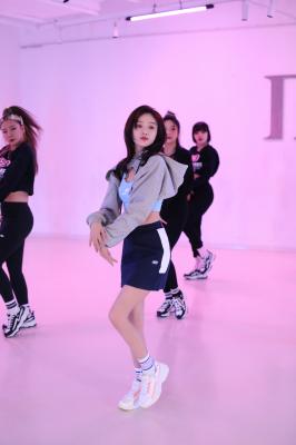 吴宣仪全集.透明裙子12