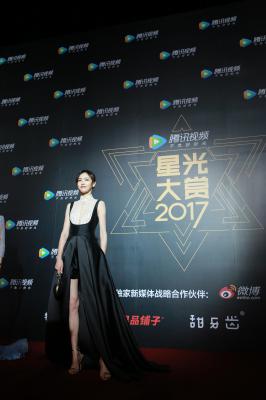 杨幂生图全集.亮片星光大赏杨幂范闪光星光大赏晚会图