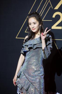 杨幂生图全集.杨幂范闪光星光大赏晚会图杨幂223