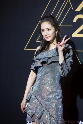 杨幂生图全集.杨幂范闪光星光大赏晚会图杨幂223