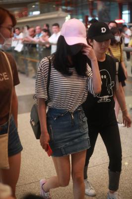 杨幂生图全集.机场图合集杨幂机场3套