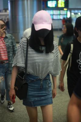 杨幂生图全集.机场图合集杨幂机场3套