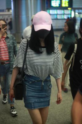 杨幂生图全集.机场图合集杨幂机场3套