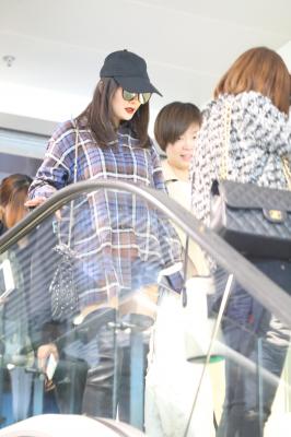 杨幂生图全集.机场图合集杨幂长靴