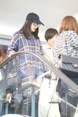 杨幂生图全集.机场图合集杨幂长靴