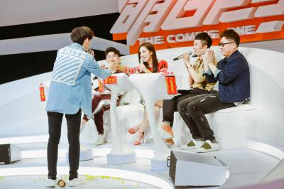 杨幂生图全集杨幂日之子