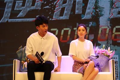 杨幂生图全集杨幂沙发