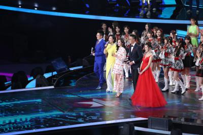 杨幂生图全集.杨幂跨年杨幂上海东方卫视跨年(1)