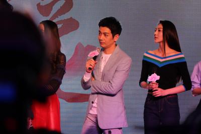 杨幂生图全集杨幂迪丽热巴