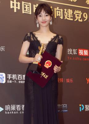 0白百合.套餐白色裙子红毯