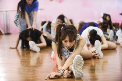 直播第一天照片最强女团1-最强女团-4