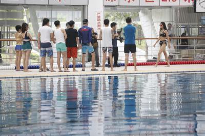 一年级毕业周S2一年级10.7泳装 马-_A2A0077.JPG