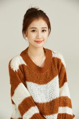 一年级毕业周S2.虞书欣个人宣传照条纹毛衣-shuxin1409