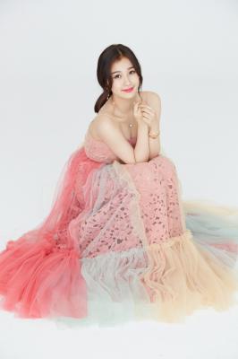 一年级毕业周S2.虞书欣个人宣传照红色纱裙-shuxin0003