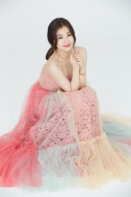 一年级毕业周S2.虞书欣个人宣传照红色纱裙-shuxin0004