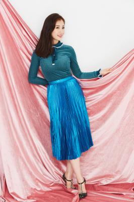 一年级毕业周S2.虞书欣个人宣传照黄衣蓝裙-shuxin1378