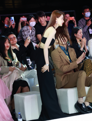 徐璐系列 徐璐-20210428205414_012A1160_waifu2x_2x_0n_JPG