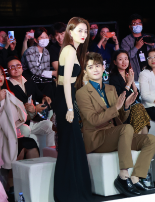 徐璐系列 徐璐-20210428205415_012A1161_waifu2x_2x_0n_JPG