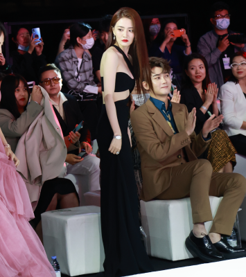 徐璐系列 徐璐-20210428205415_012A1162_waifu2x_2x_0n_JPG