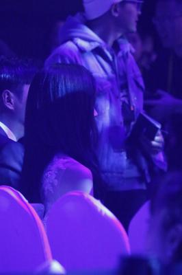 鞠婧祎颁奖活动-12-18 163651