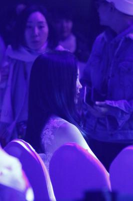 鞠婧祎颁奖活动-12-18 163707