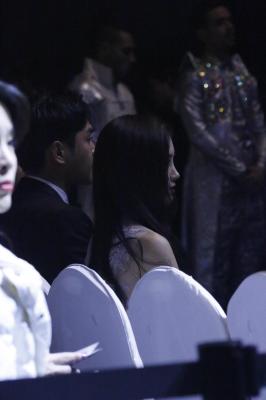 鞠婧祎颁奖活动-12-18 164005