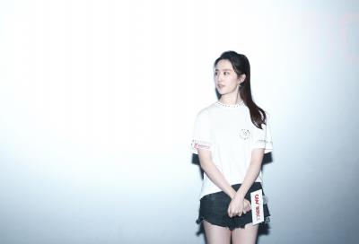 刘亦菲1957-693ad074gy1fiukrc53s1j23tr2lze82