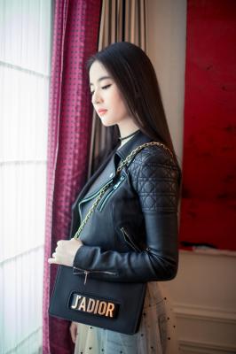 刘亦菲.JADRIOR新品-608905891537368037