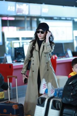 刘亦菲机场实拍-2F7A0002.JPG