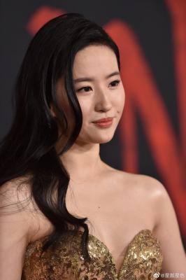 刘亦菲.杂图特写-img-1438b923b4b4d5d75822c23b216aaa6f