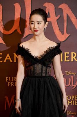 刘亦菲.杂图特写-img-46737275c95ae430d658c019d08b2ef7