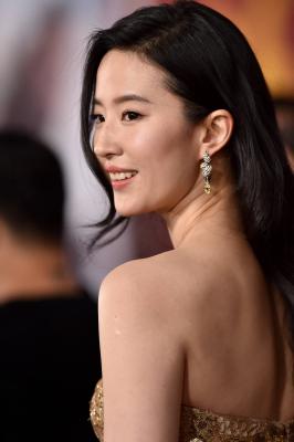 刘亦菲.杂图特写-img-d6de84dbe6a2d37cc5c966cb16ec3b44