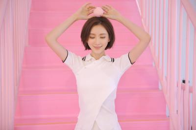 小姐姐原片.精修成片适用于微博微信的小图-014A1586-1副本