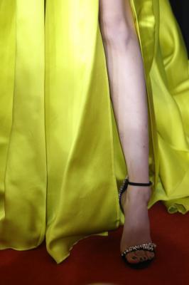 佟丽娅杨幂娜扎孙怡红毯xn.-12-04%20171810